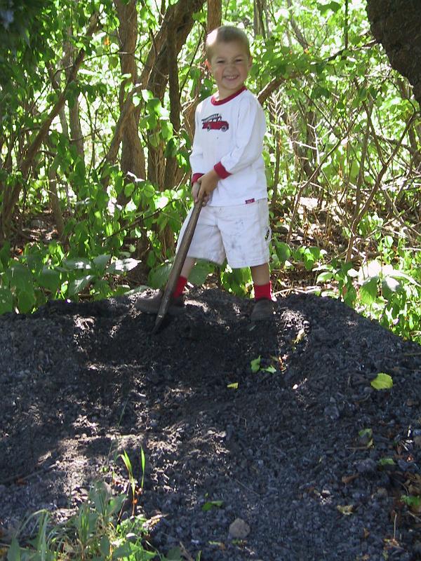 0816dig2.jpg - DIGGING!!