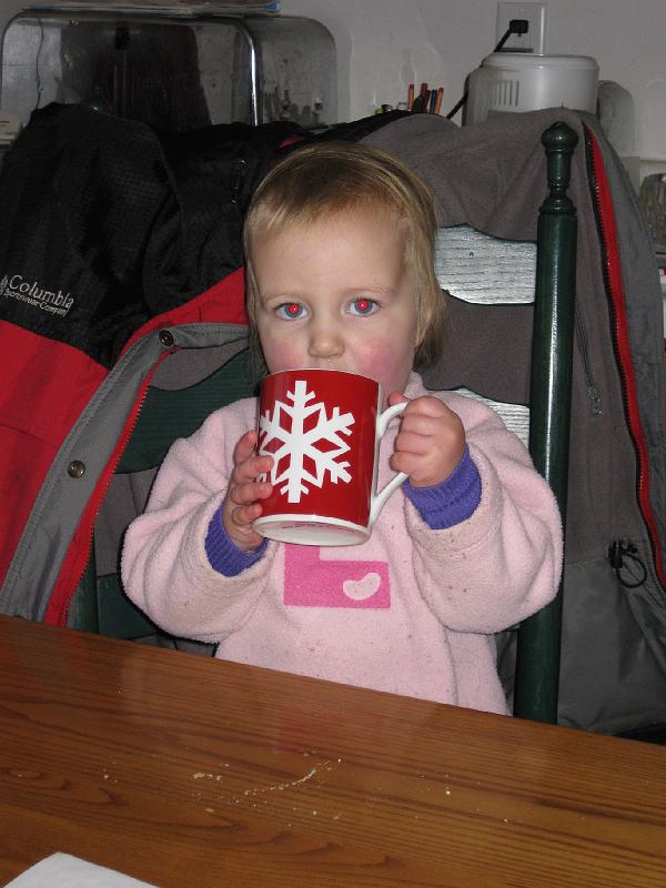 1218l-cocoa2.jpg - BIG GIRL got to drink (warm) hot chocolate out of a big-girl mug like the rest of us.