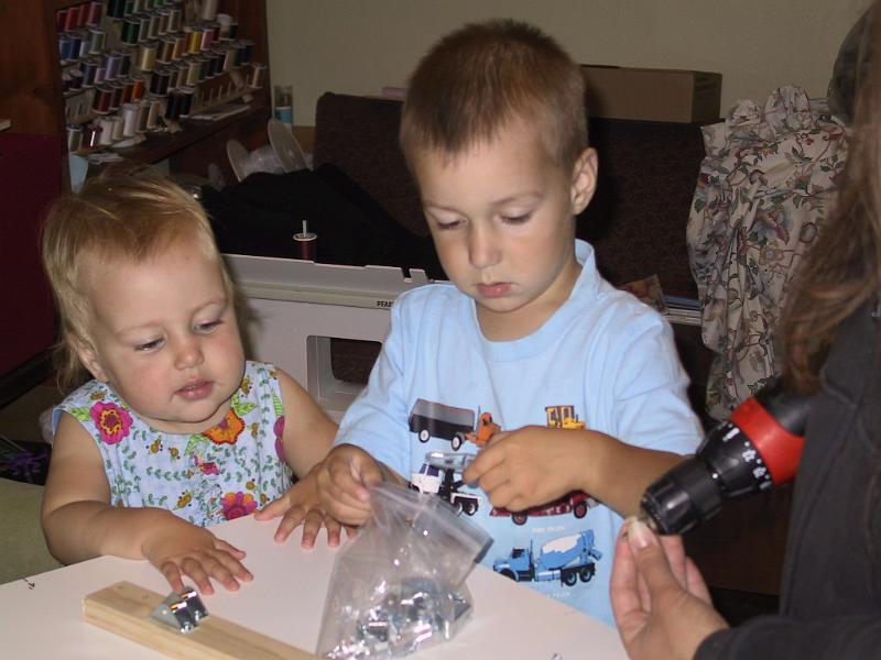 0919kidshelp2.jpg - An up close shot.